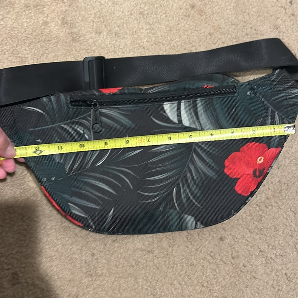 Steve Madden Fanny pack - Picture 8 of 8